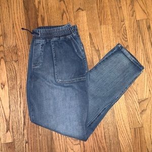 Maurices Weekender/ Soft Cropped Pants (Size: 6)